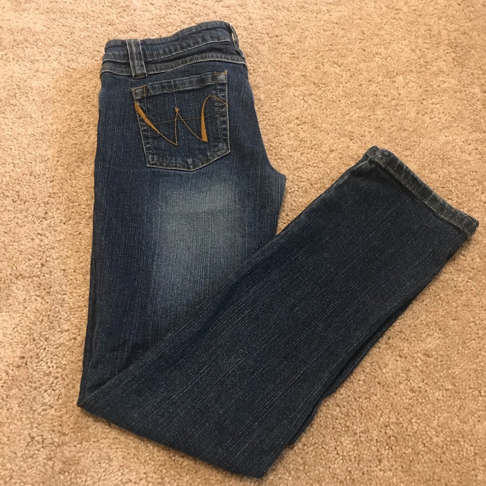 🖤SOLD Blue Jeans SOLD 🖤